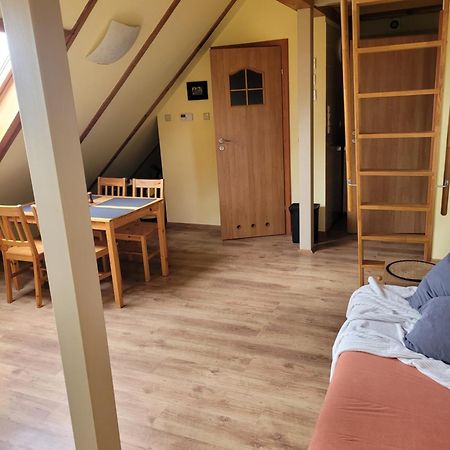 Apartamenty Na Poddaszu Bierdzany Buitenkant foto
