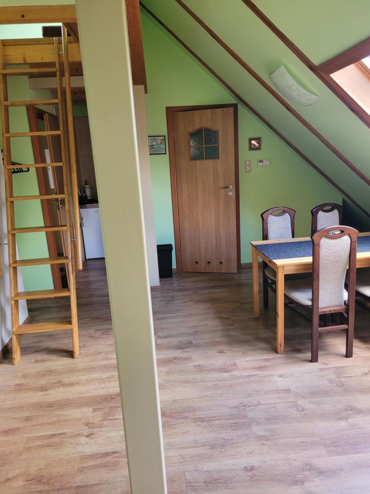 Apartamenty Na Poddaszu Bierdzany Buitenkant foto
